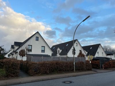 Neubau von 6 Doppelhäusern und 3 Einfamilienhäusern auf einem großen Grundstück